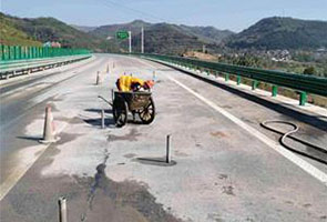 晋中路基加固